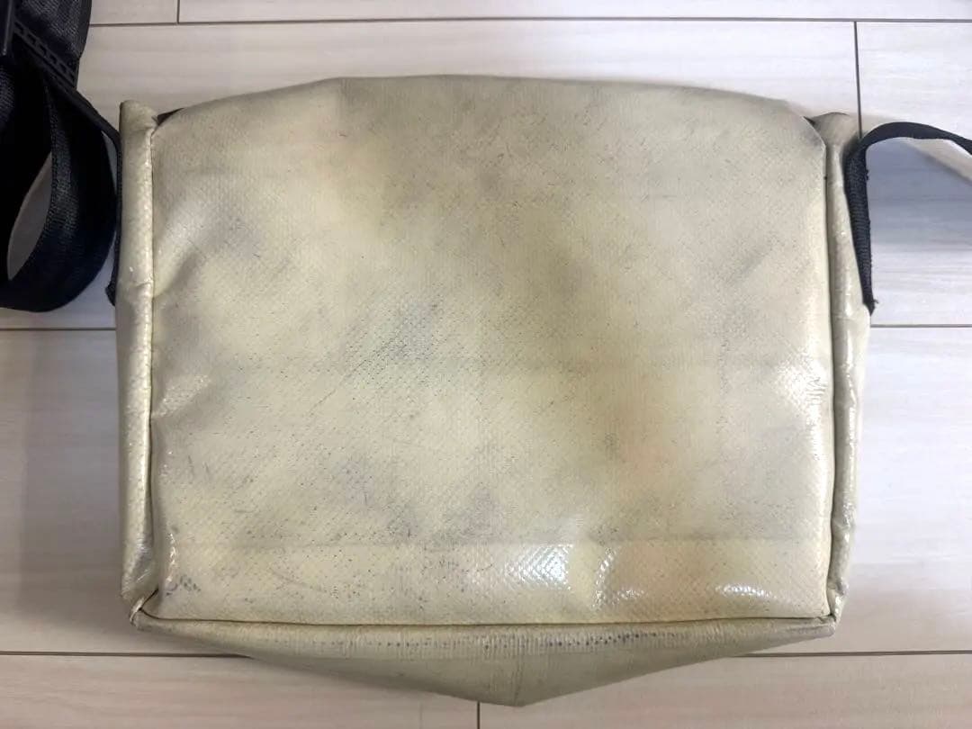 FREITAG F11 LASSIE オールクリームホワイト