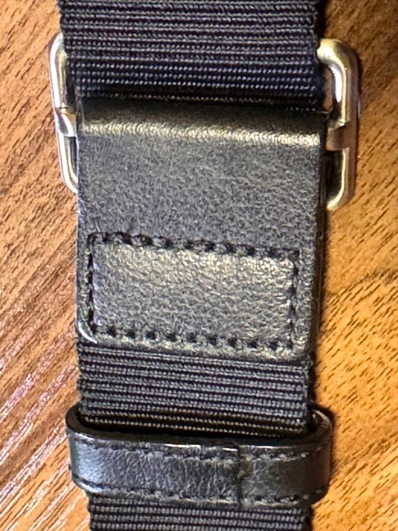 ダンヒル Dunhill ショルダーバッグ 斜め掛け キャンバス　ブラック系