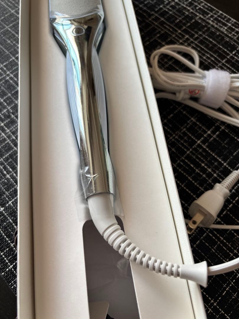 maho様ReFaパワーストレートアイロン　プロ　箱・保証書つき　リファ本店購入