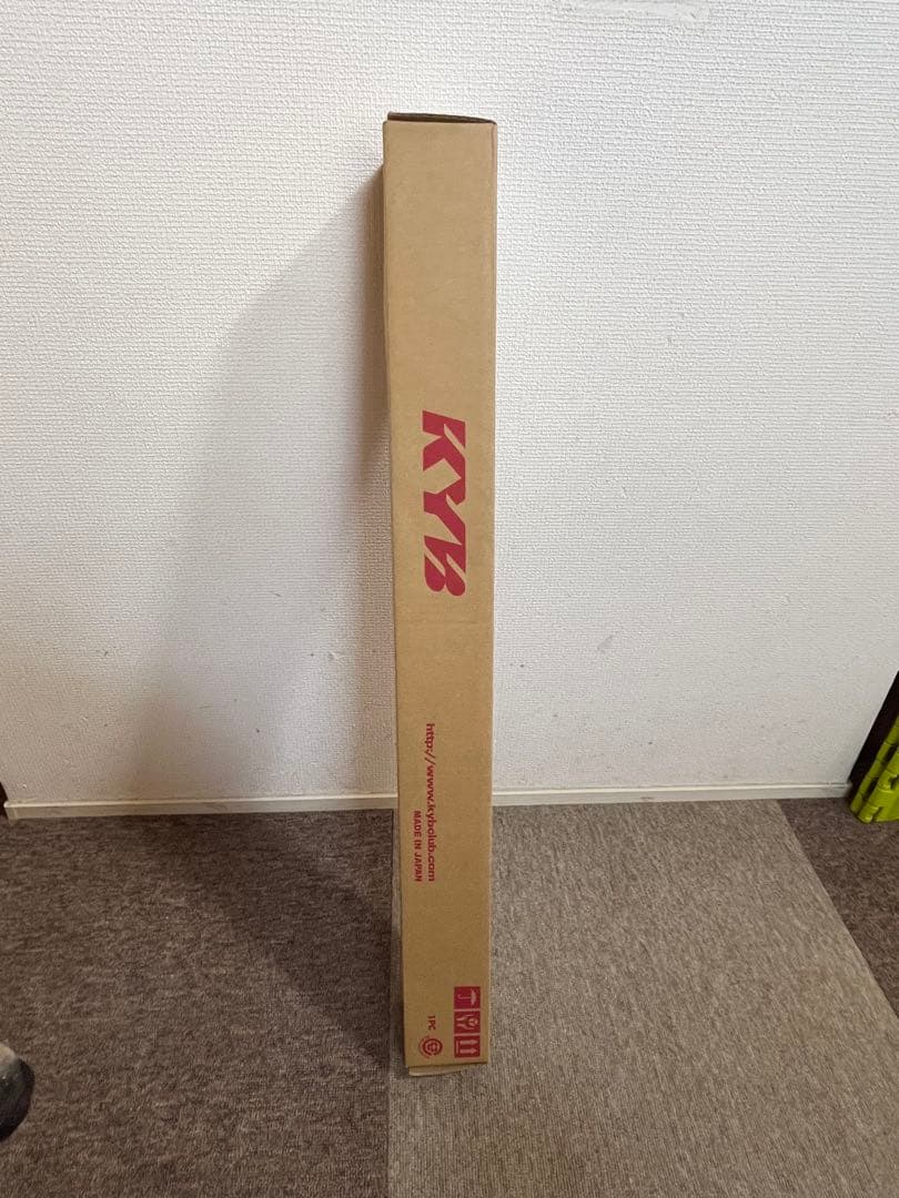 【送料込み】　KYB カヤバ　ステアリングダンパー　ジムニーシエラJB74用