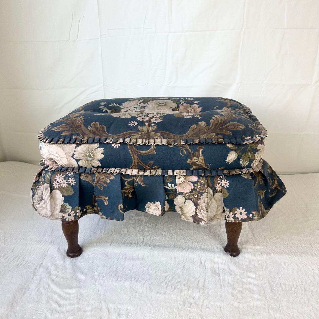 ✨飛騨産業✨キツツキマーク 花柄オットマン