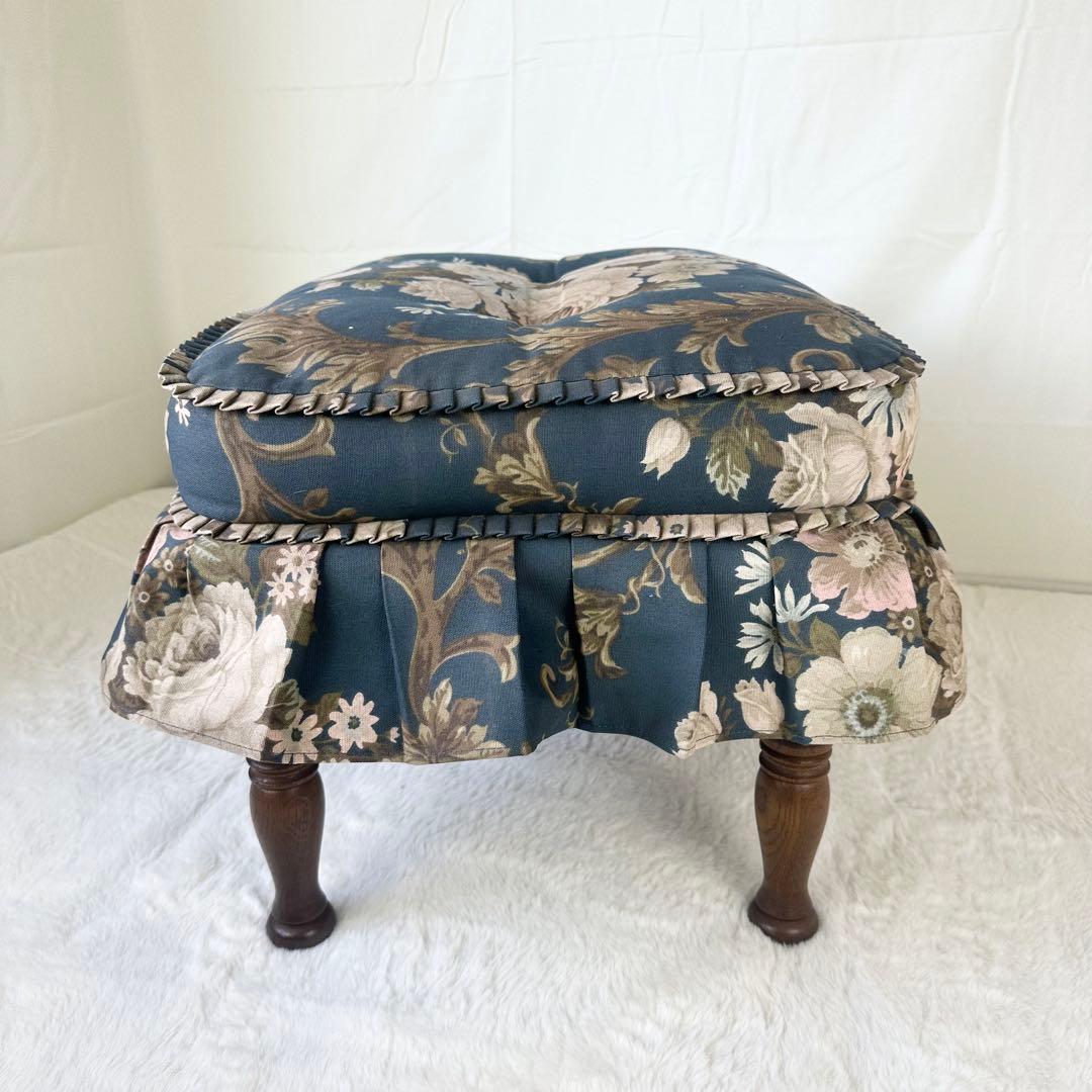 ✨飛騨産業✨キツツキマーク 花柄オットマン