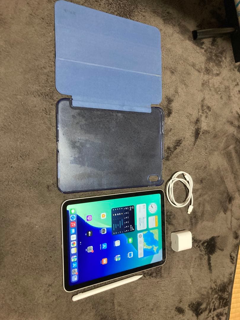 美品　iPad第10世代
