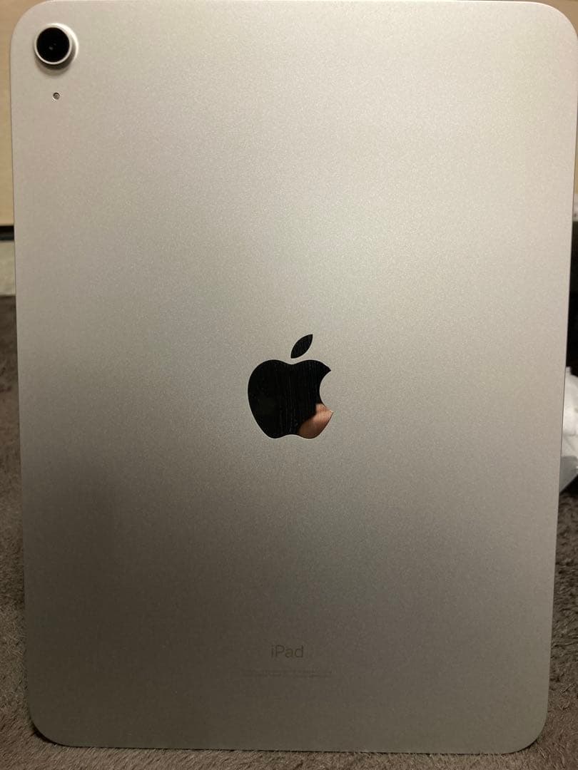 美品　iPad第10世代