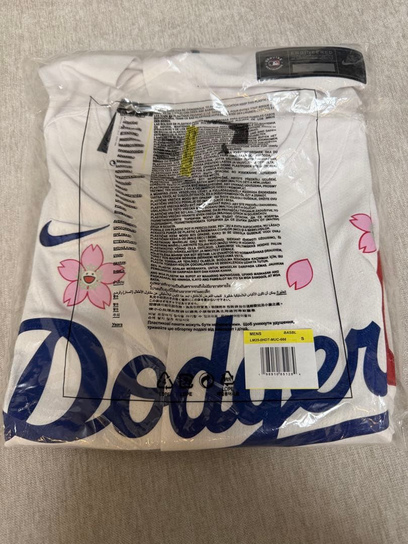 ドジャース　村上隆　東京シリーズ　ユニフォーム　Ｓ　ムーキーベッツ