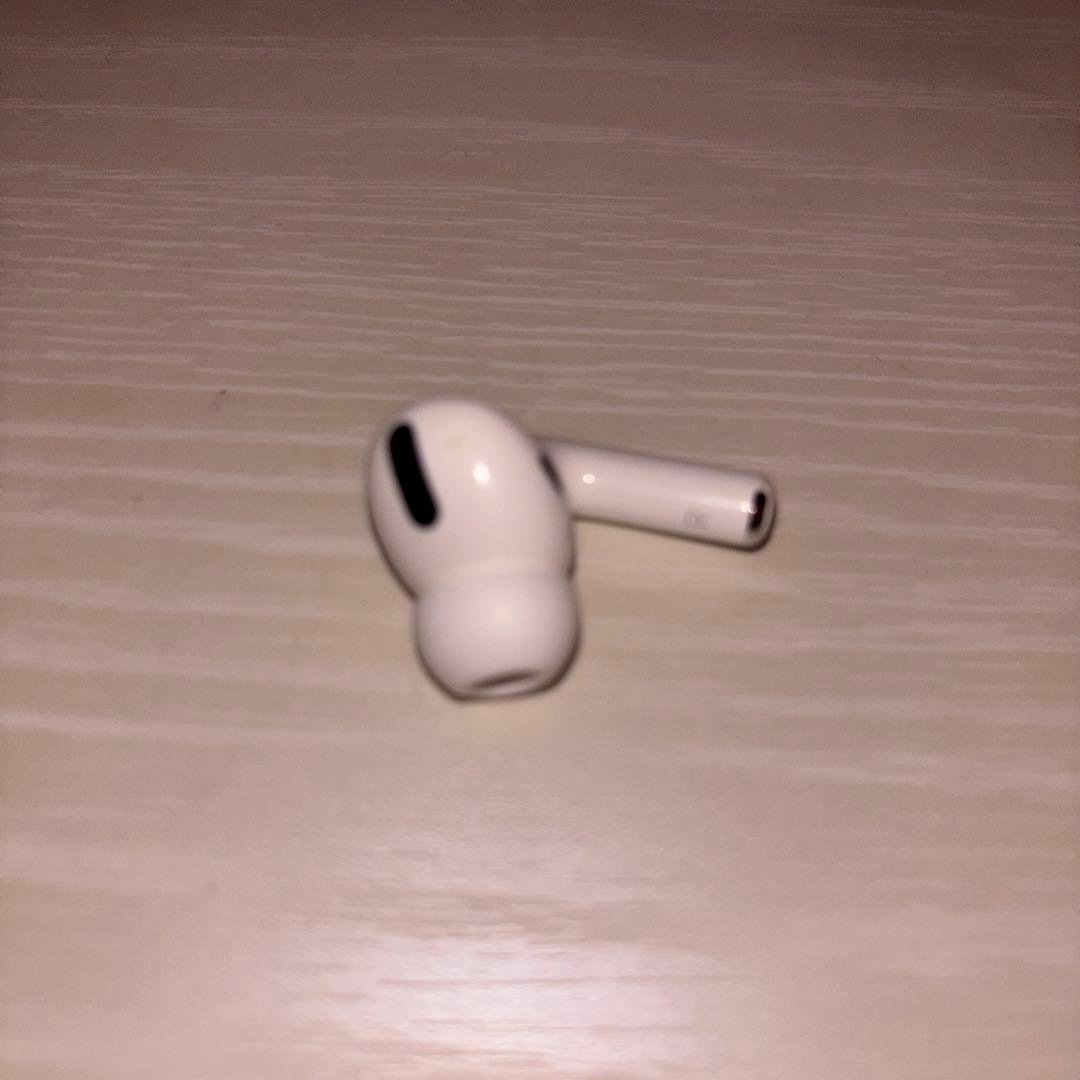 AirPods pro 第2世代 右耳 片耳 イヤホン