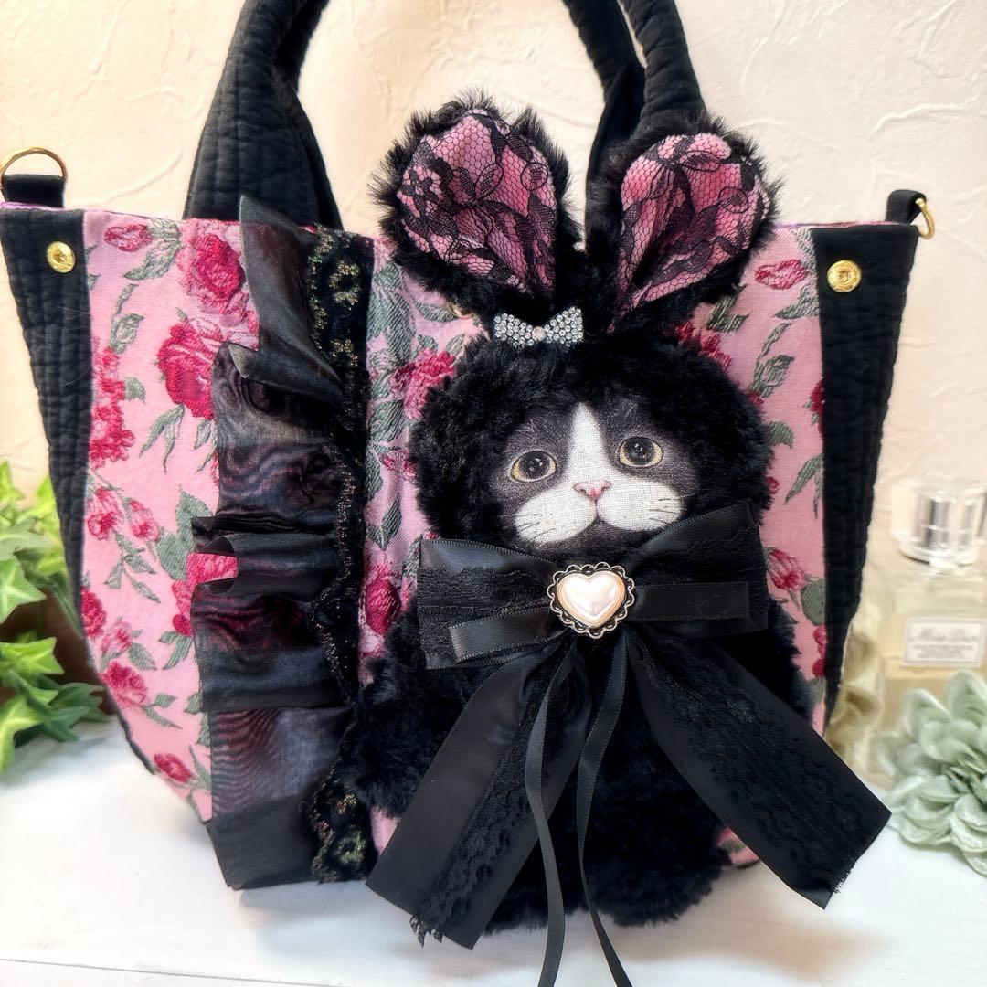 ゆ*ら様 コヤンイサムチョン♡ハチワレにゃんこの薔薇×ヌビポケット付きトートバッ