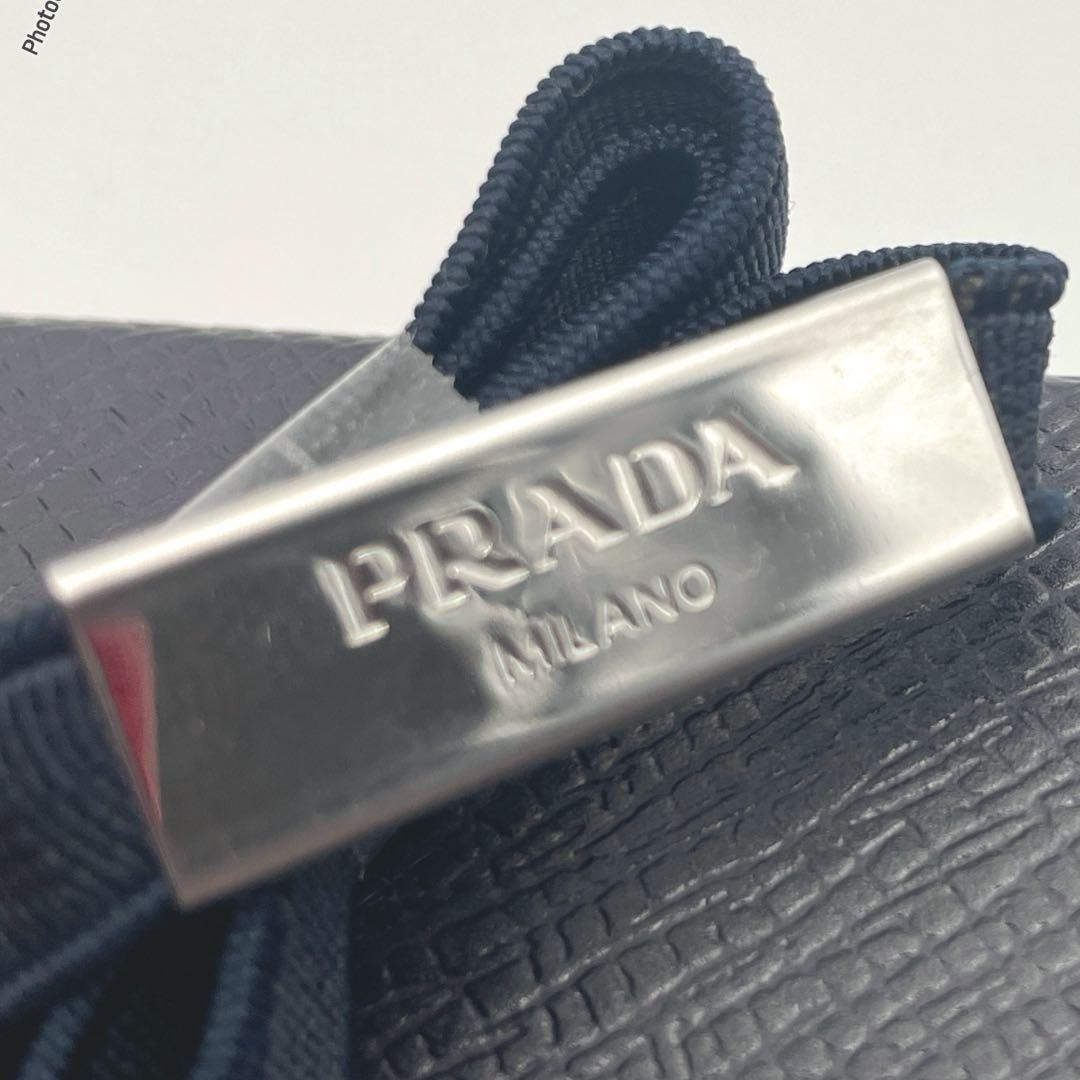 【大幅値下げ‼️】PRADA 三角ロゴ iPhone 15 Pro ケース