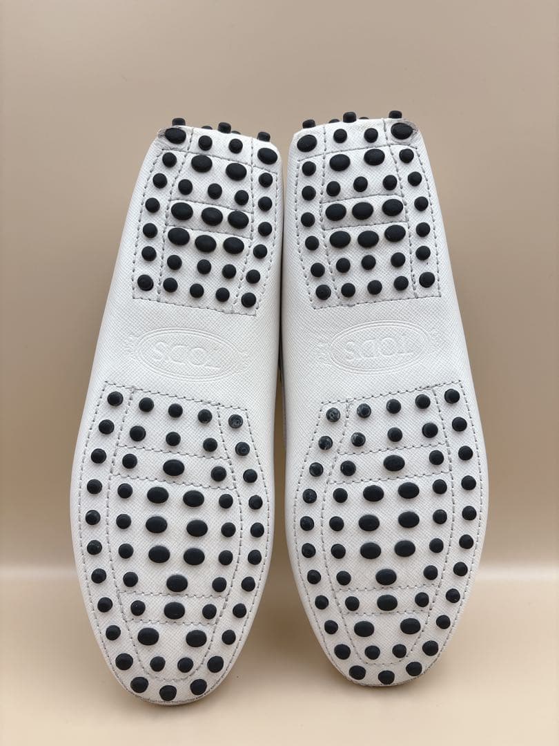 【未使用級　美品】Tod's トッズ　革靴　ドライビングシューズ21.5cm