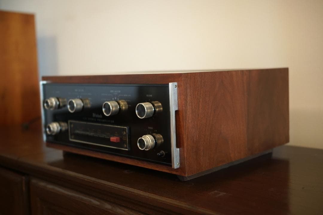 McIntosh C29 ステレオプリアンプ