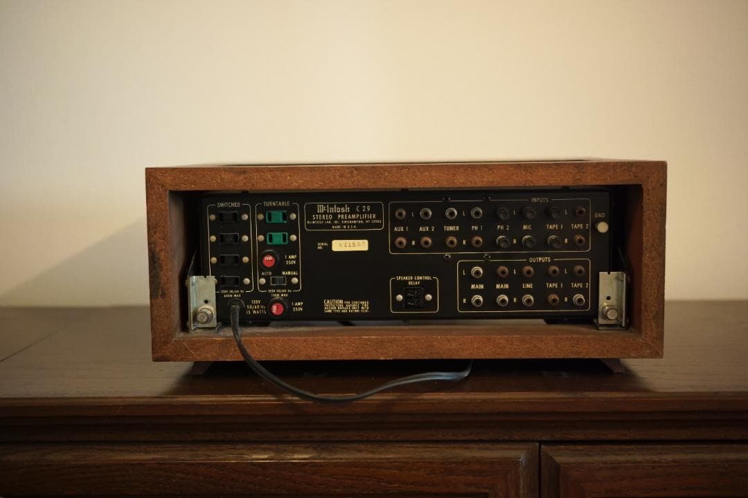 McIntosh C29 ステレオプリアンプ