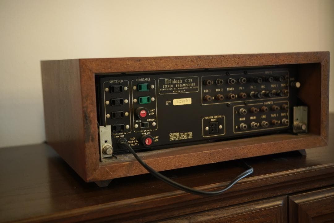 McIntosh C29 ステレオプリアンプ