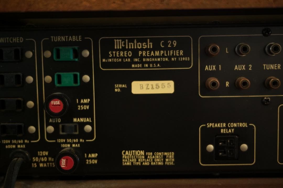 McIntosh C29 ステレオプリアンプ