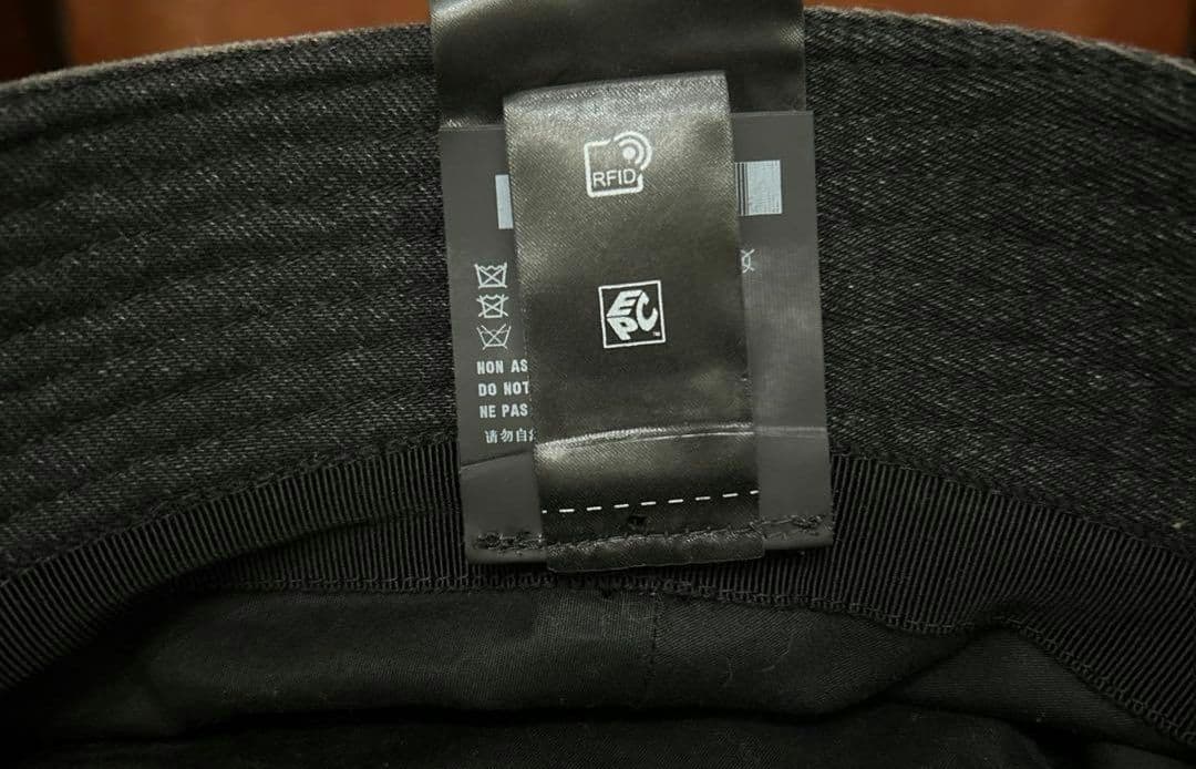 プラダ　ブラックデニム　ハット　XL