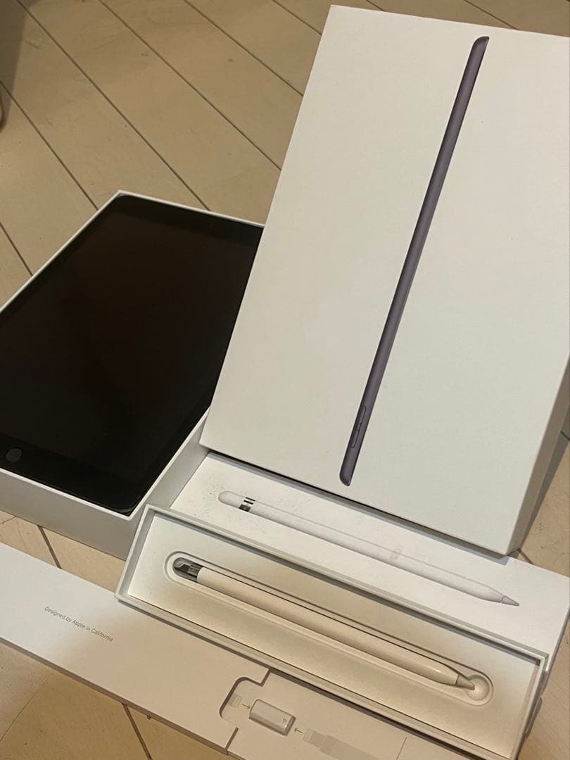 iPad (第9世代) 256GBバッテリー85%+ Apple Pencil