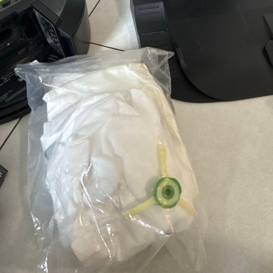 roomba i3+ ルンバアイスリープラス　ロボット掃除機