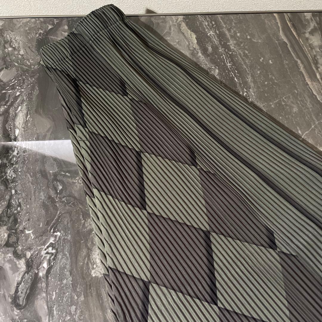 年内限り特別価格オムプリッセ　　ダイヤ柄サルエルパンツsize3新品値下売切❗️