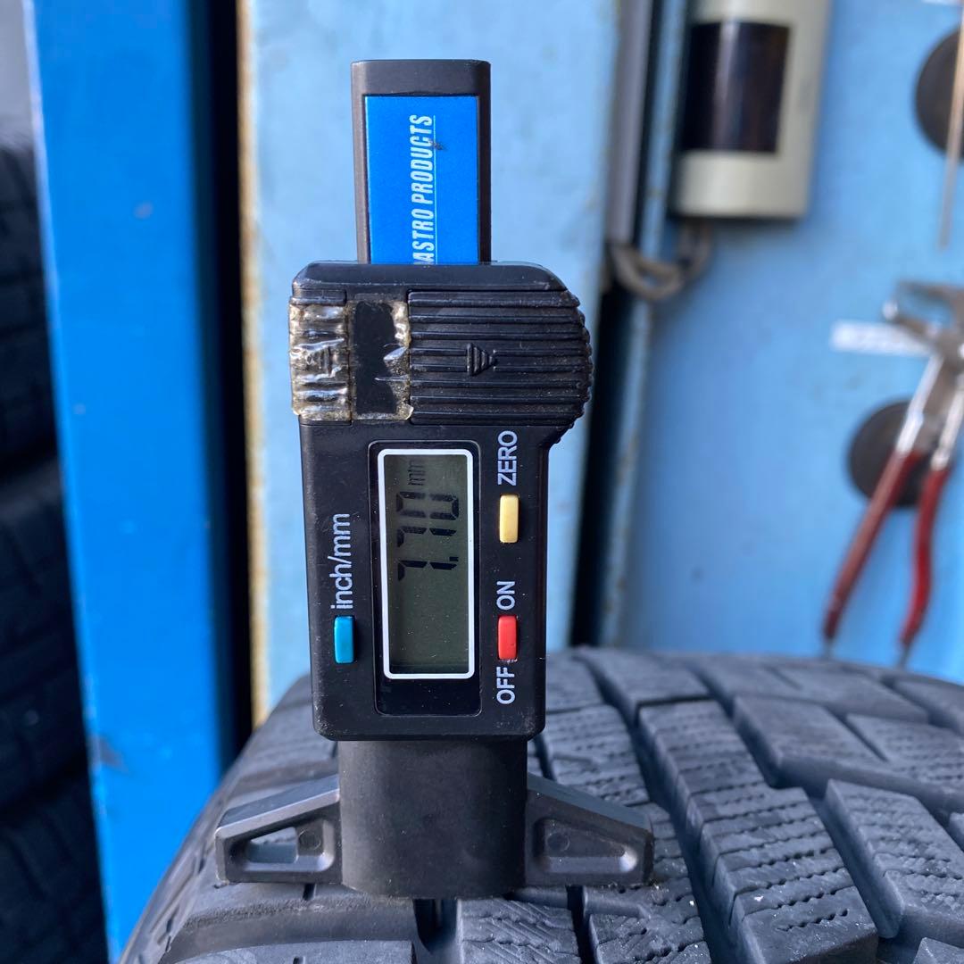 バリ溝ヨコハマスタッドレスセット215/65R16アルファード、ヴェルファイア