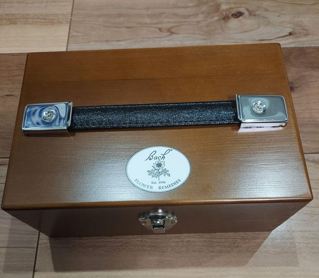 4/14まで期間限定価格【美品】バッチフラワーエッセンス事典 レメディー専用箱