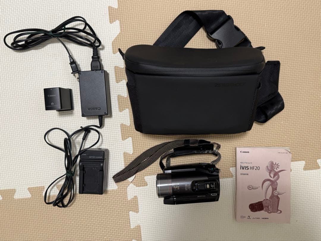 Canon ビデオカメラ　HF20 2009年モデル
