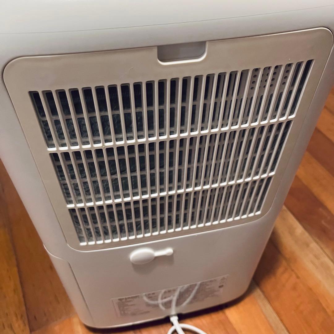 SHARP 16畳 プラズマクラスター衣類乾燥除湿器CV-L71-W 2020年