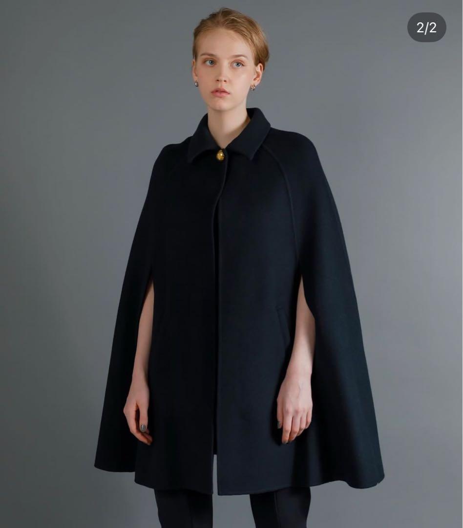 最終お値下げです！Heve ケープコート　navy