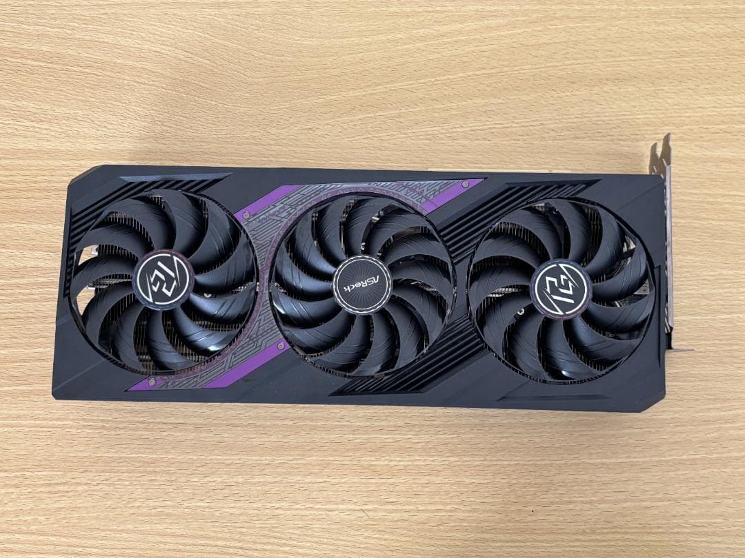 【新品同様】ASRock RX 7800 XT Phantom Gaming