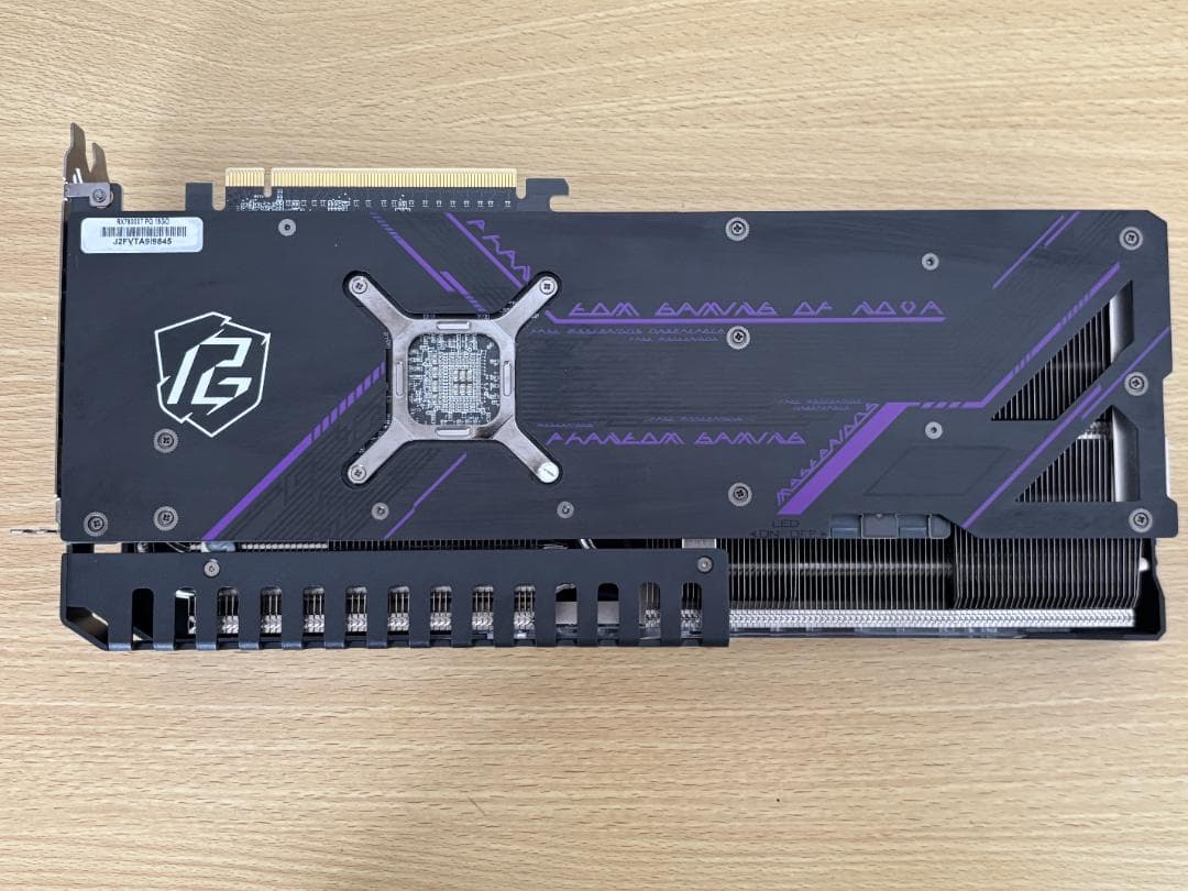 【新品同様】ASRock RX 7800 XT Phantom Gaming