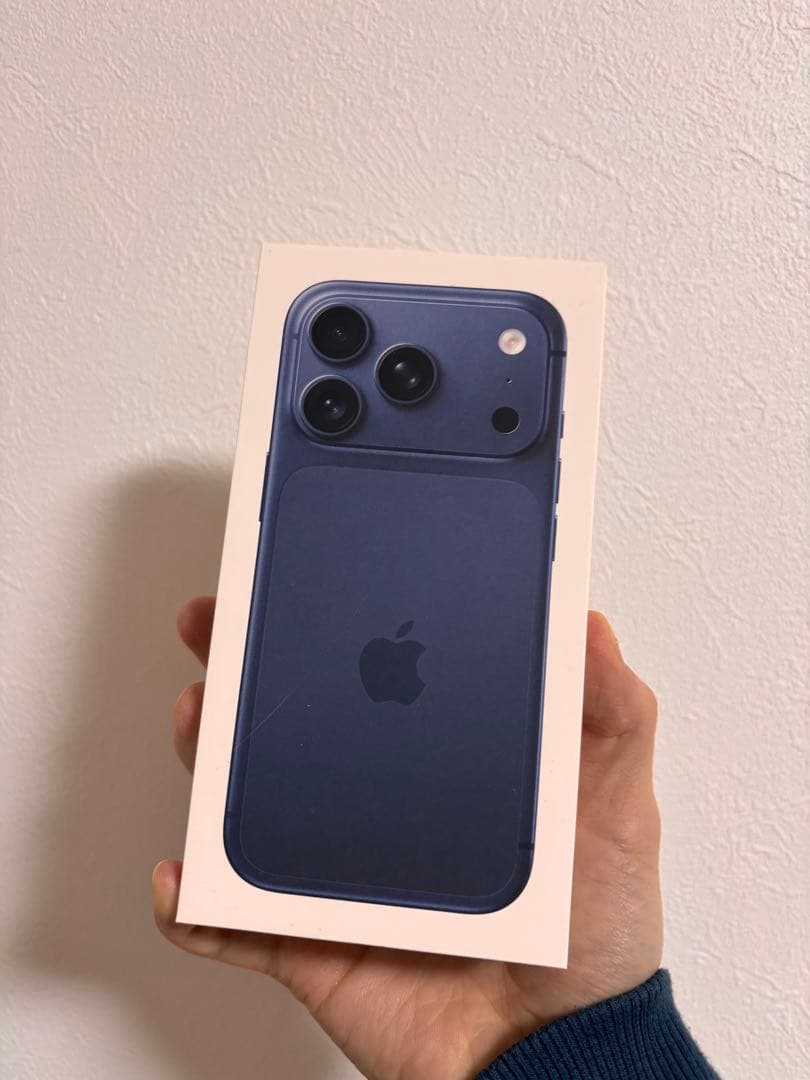 【新品未開封】SIMフリーiPhone17Pro 256GBディープブルー