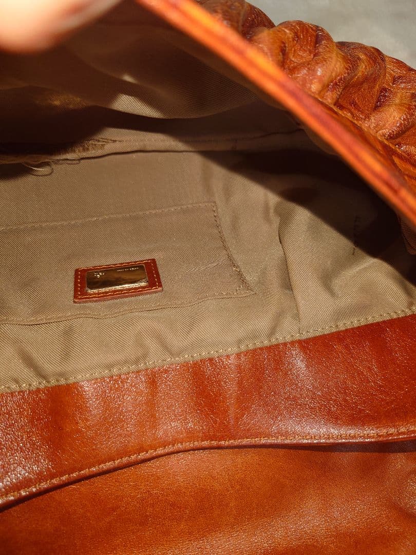 FENDI オレンジ レザー ハンドバッグ