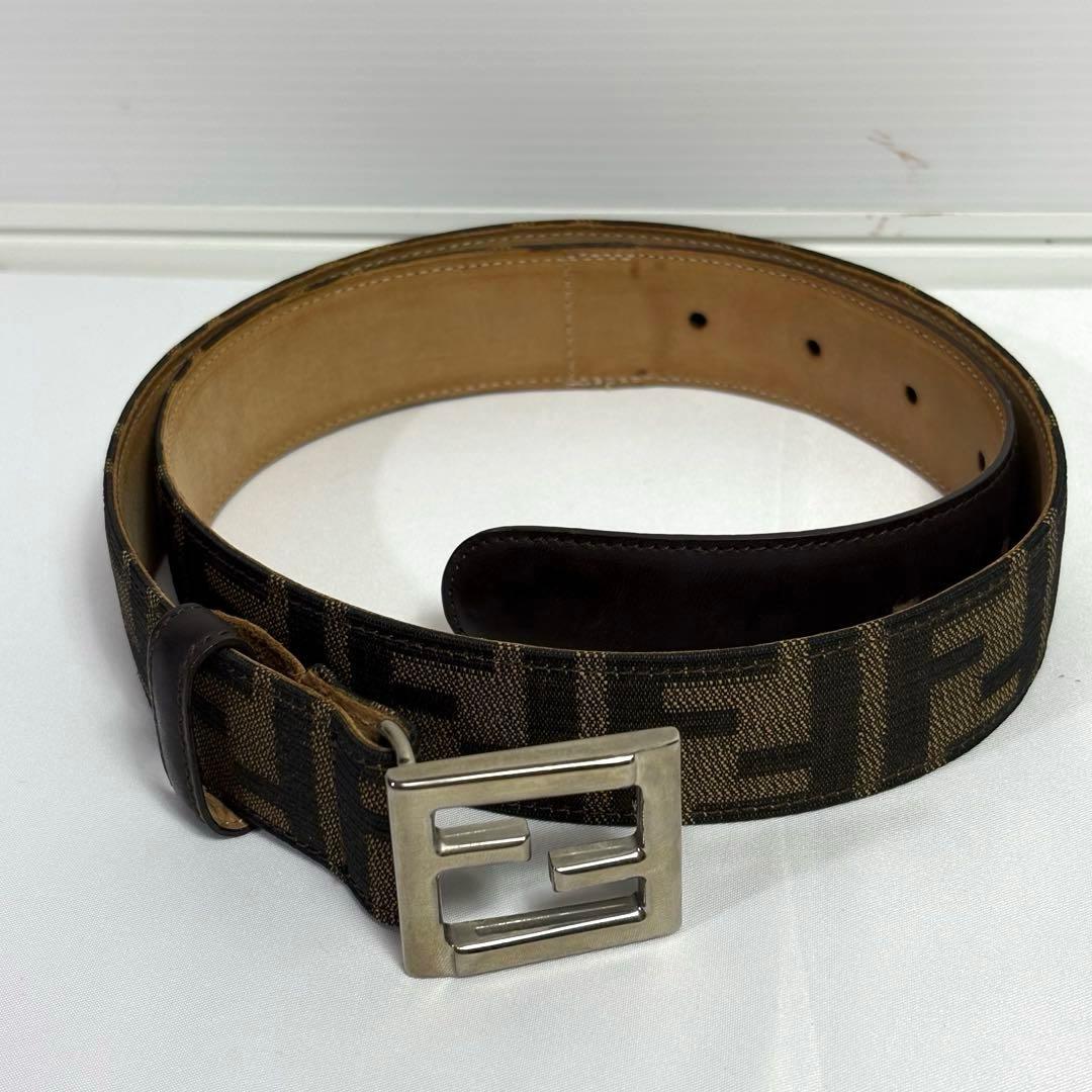 【美品】FENDI ベルト ズッカ柄 F金具 シルバー金具 15653 / 42