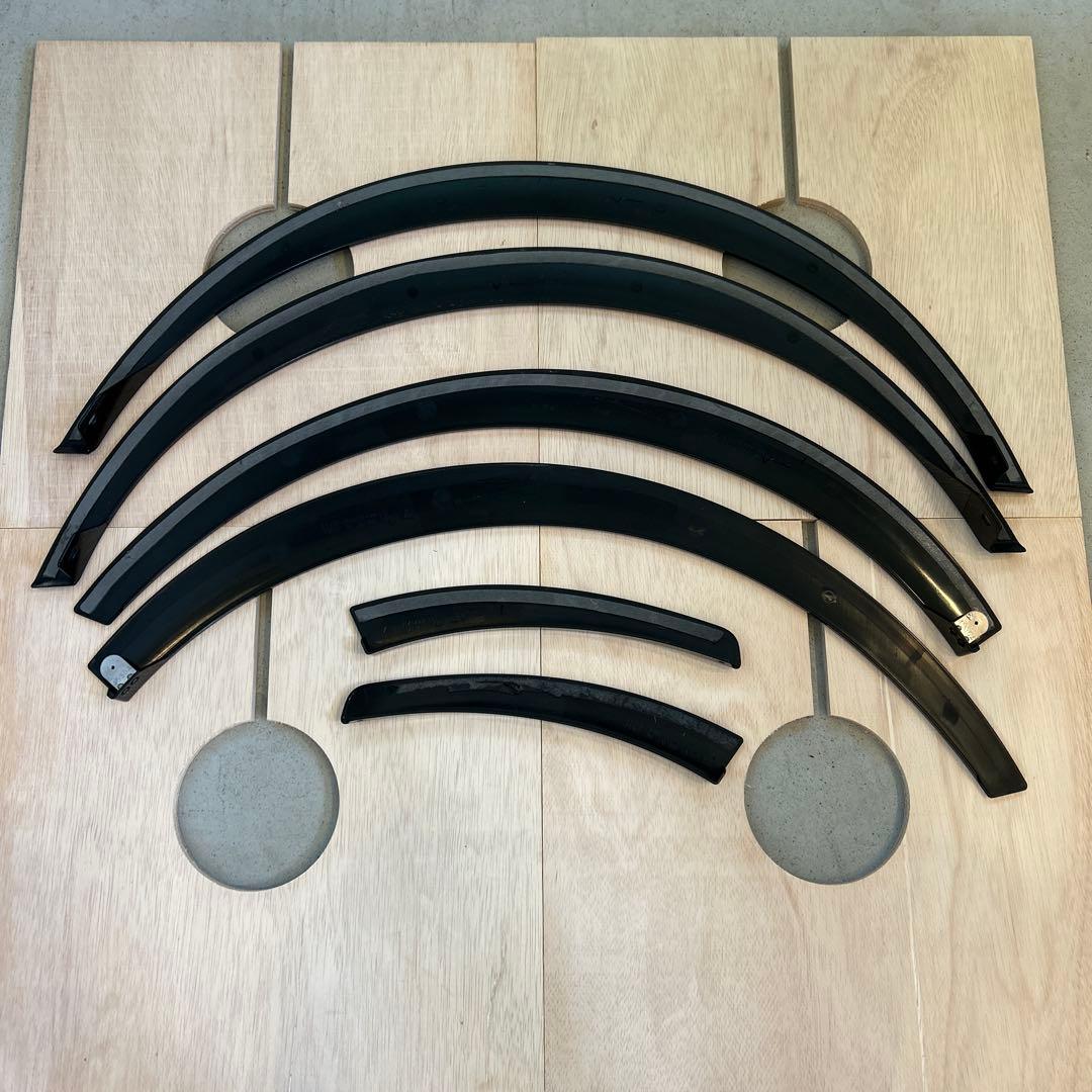 200系ハイエースFLEX Delfino Line オーバーフェンダー 美品！