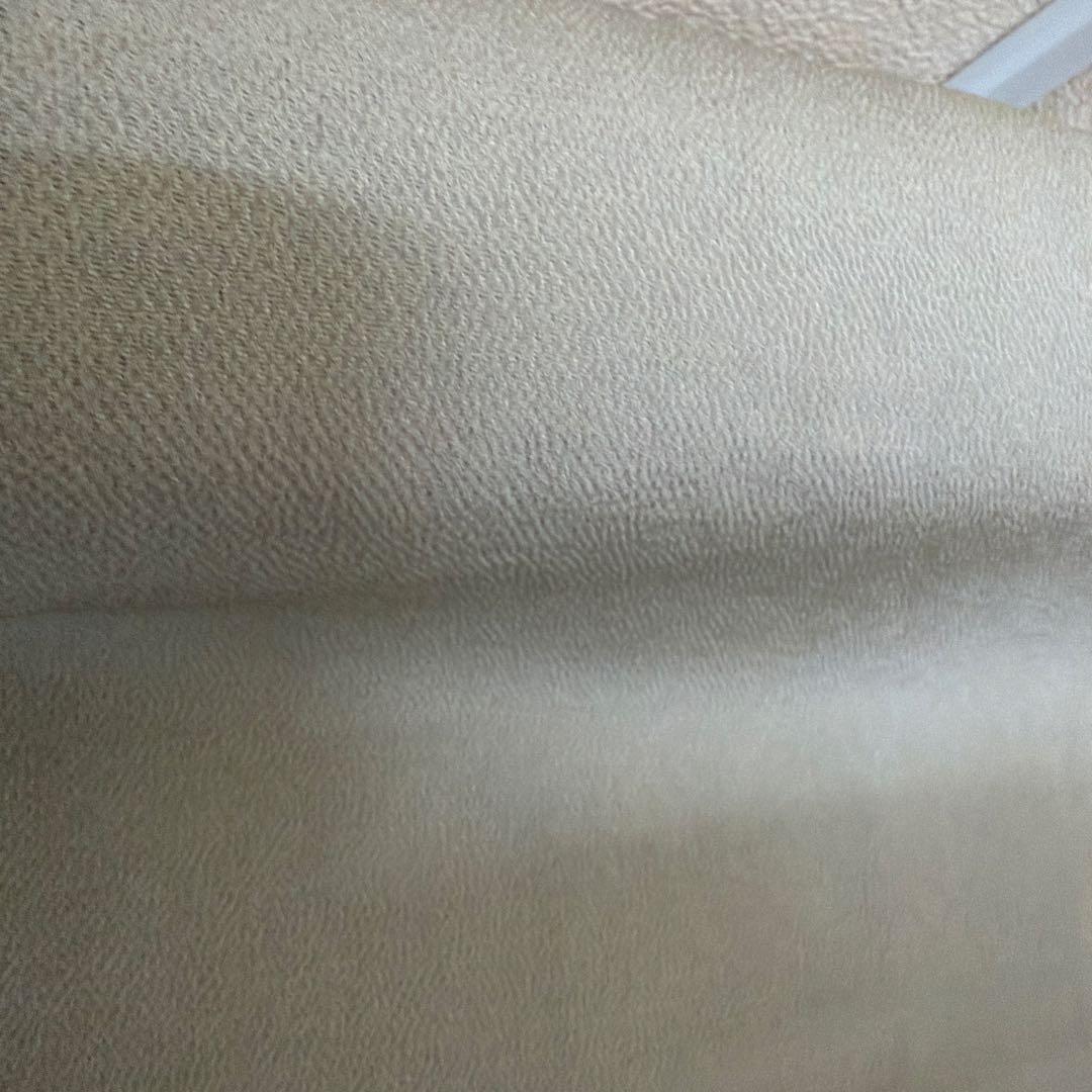 銀河銀座きしや 薄いグレー 反物と漆器