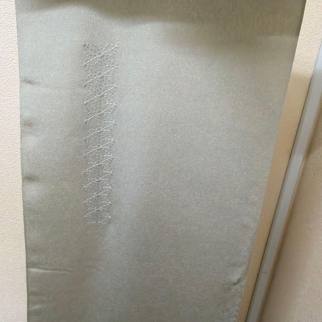 銀河銀座きしや 薄いグレー 反物と漆器