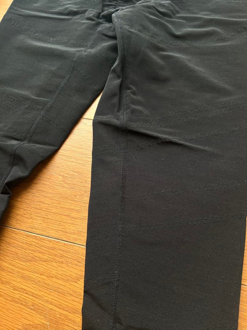 グラントイーワンズ　LALAドレナージュスパッツⅡ76ブラック