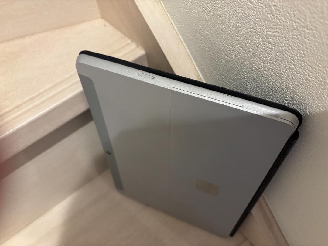 Surface Go2 8G/128GB Core M3 Office2024付