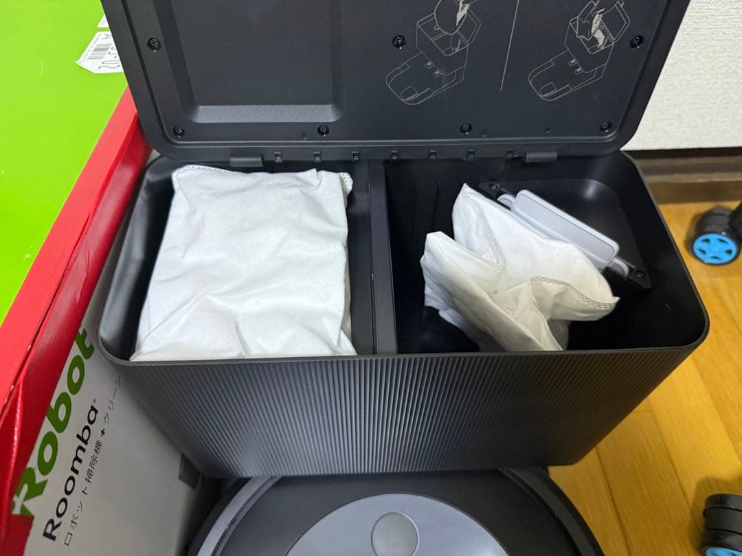 ルンバiRobotルンバj7+(良好な状態)