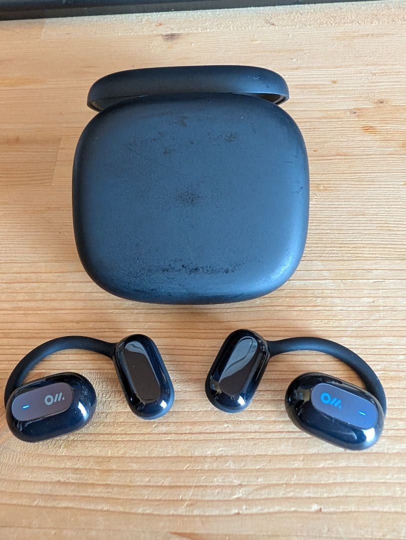 Oladance　オープンイヤー ウェアラブルステレオイヤホン 充電ケース付き