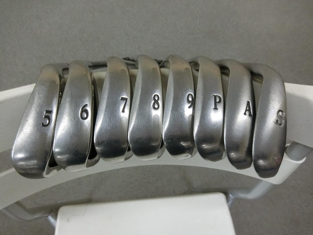 b663 初心者歓迎 ゼクシオ 等メンズゴルフ１３本セット※Ｄｒ２本入り