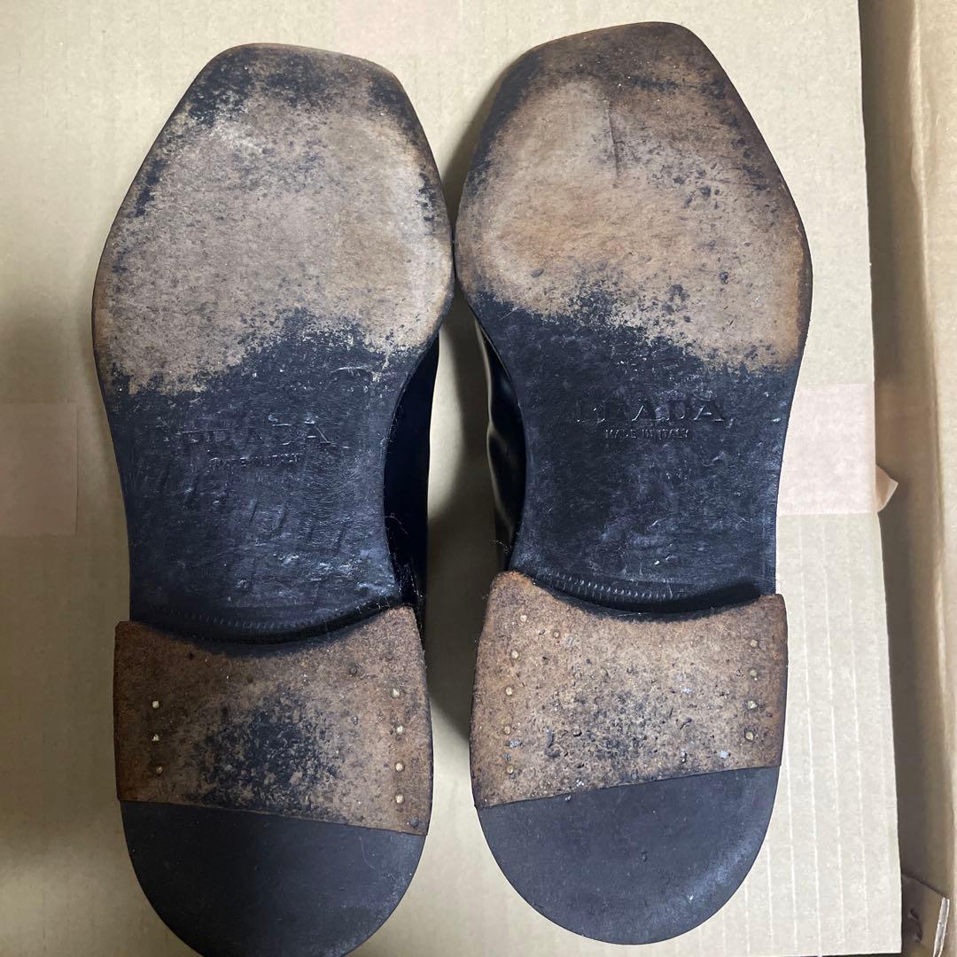 プラダ黒いドレスシューズ スクエアトゥ