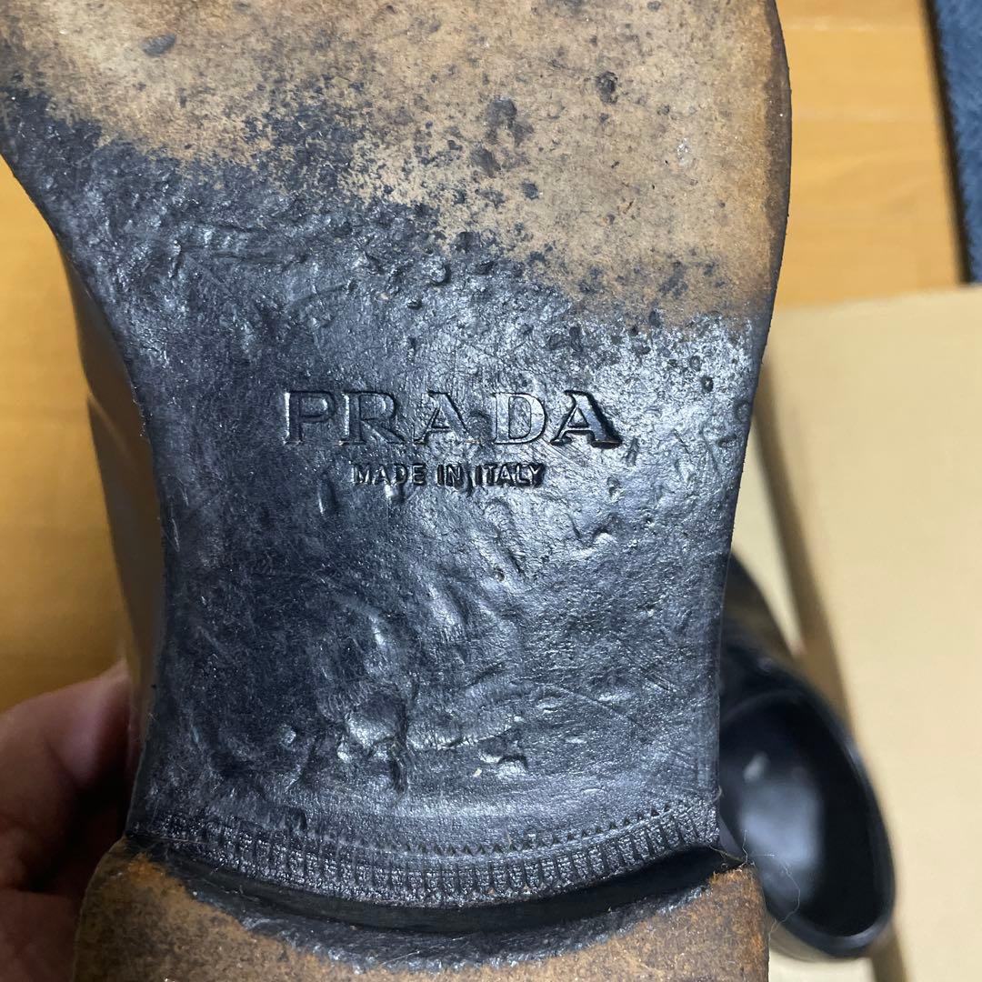 プラダ黒いドレスシューズ スクエアトゥ