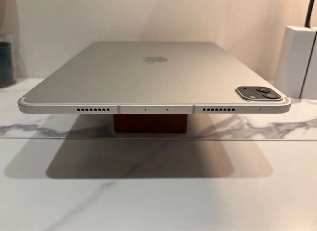 iPad Pro M1 11インチ Wi-Fi+Cellular 256GB