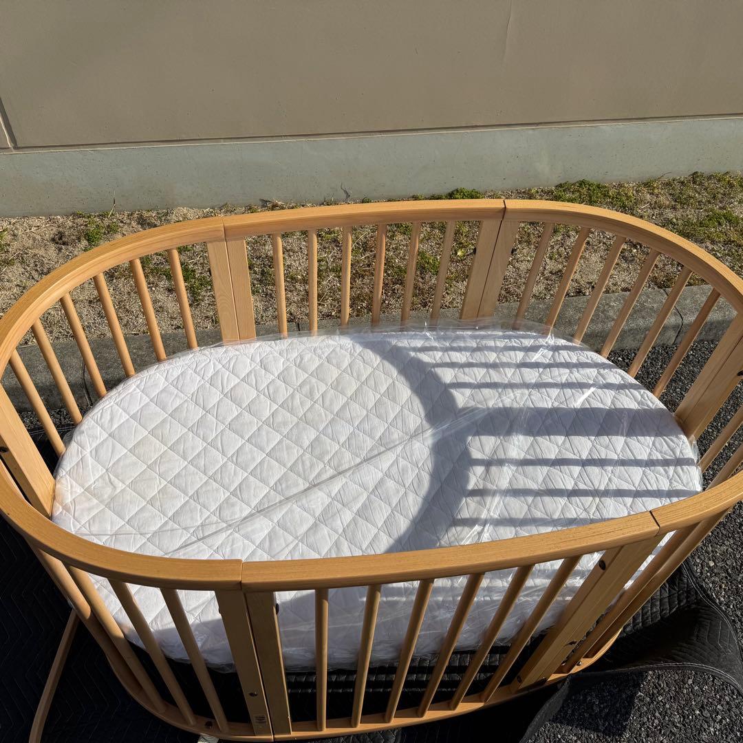 ② ストッケ スリーピー ベビーベッド 木製 ナチュラル V2