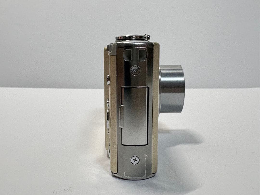 Panasonic LUMIX DMC-FX40 コンパクトカメラ コンデジ　①