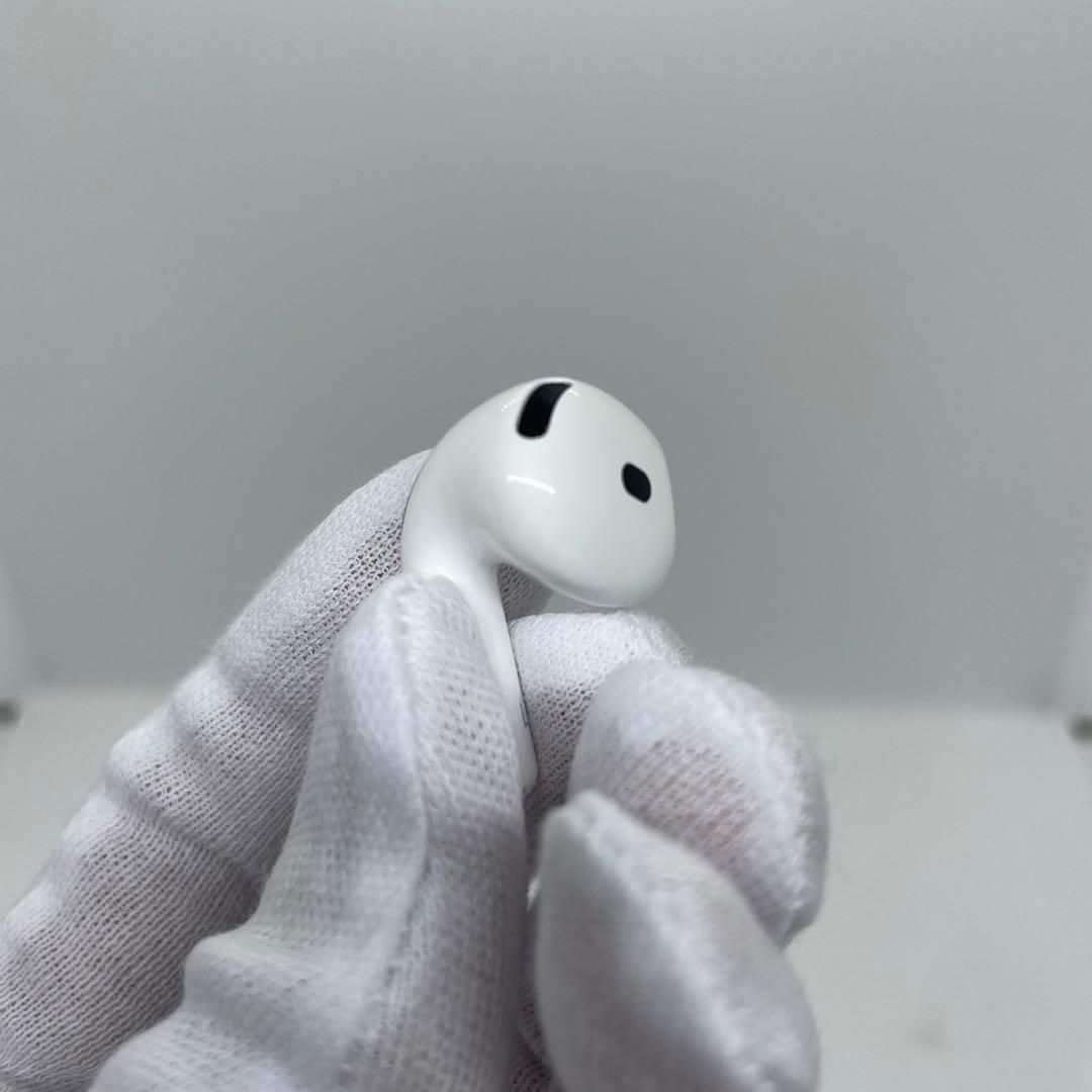 AirPods 4 ノイズキャンセリング機能搭載
