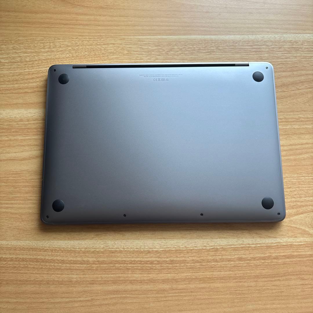 【美品】Macbook Pro 13インチ 2019 i7 16 256 UK