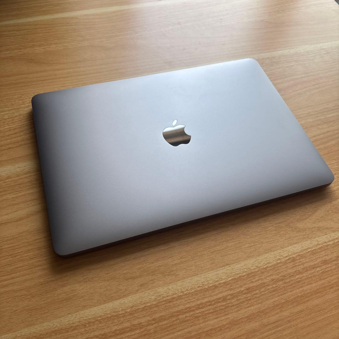【美品】Macbook Pro 13インチ 2019 i7 16 256 UK