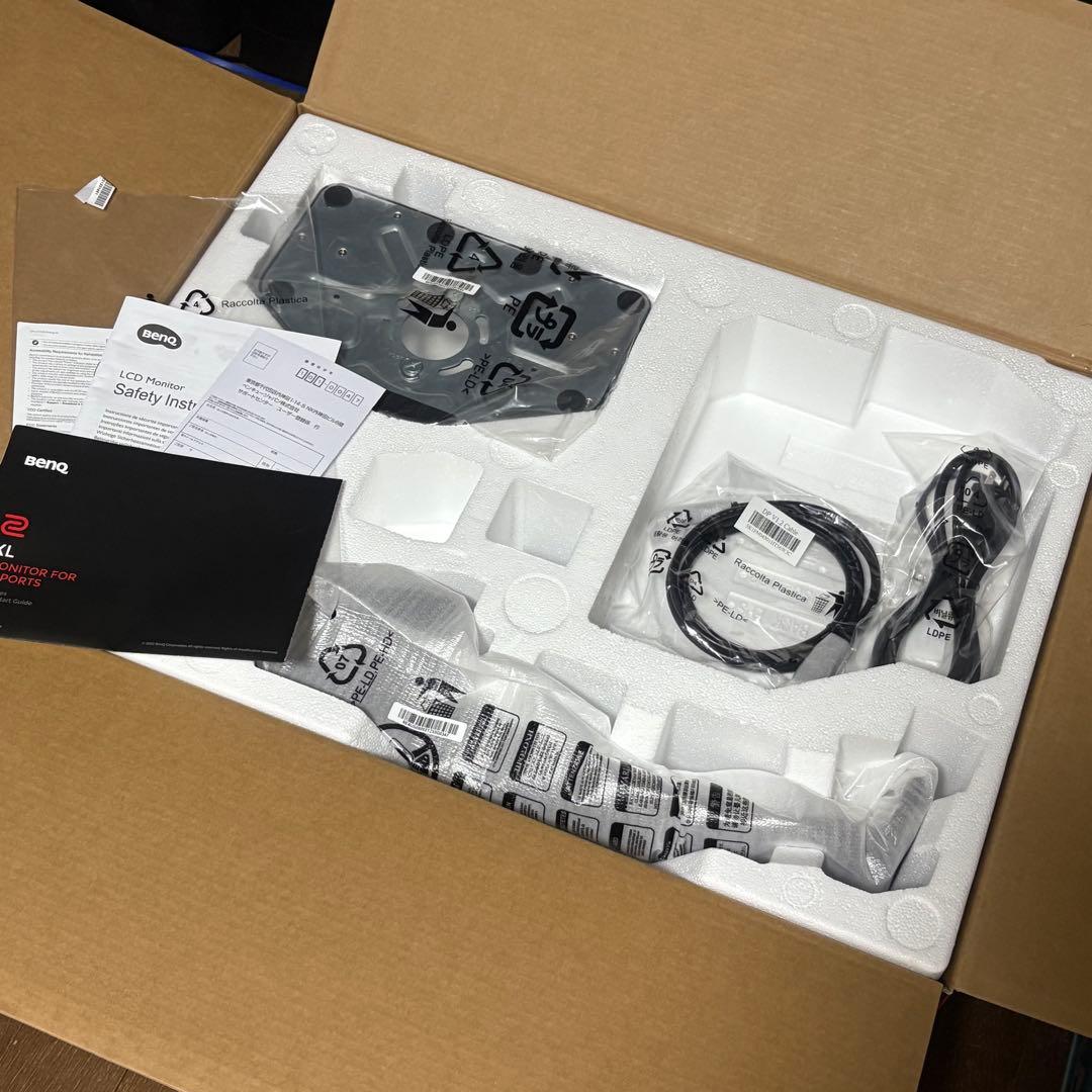 美品 BenQ ZOWIE XL2411K 144Hz ゲーミングモニター