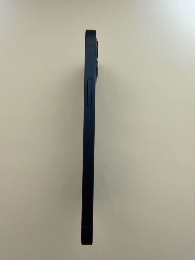 iPhone12 64GB 本体　SIMロックなし