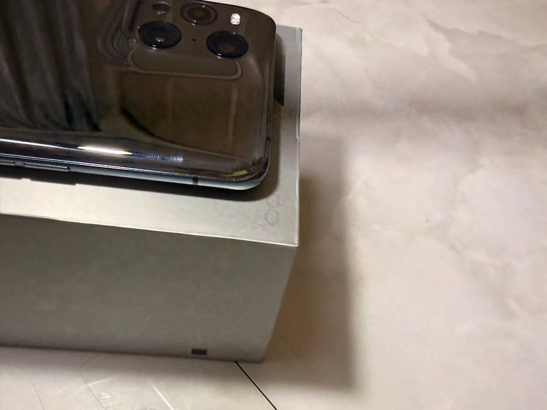 OPPO Find X3 Pro 本体　Android アンドロイド